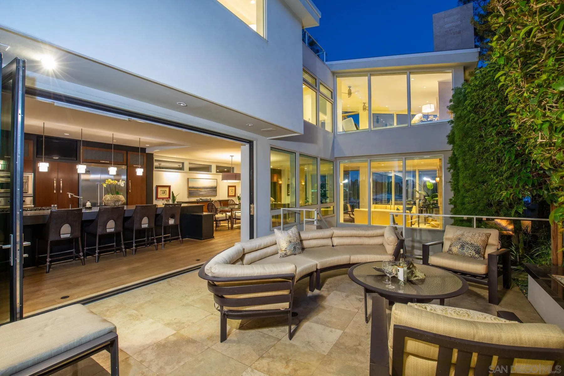 https://cdn.realtyfeed.com/cdn/127/260025255/29a80873fbc099def5b89d8adf9a3f3d.webp