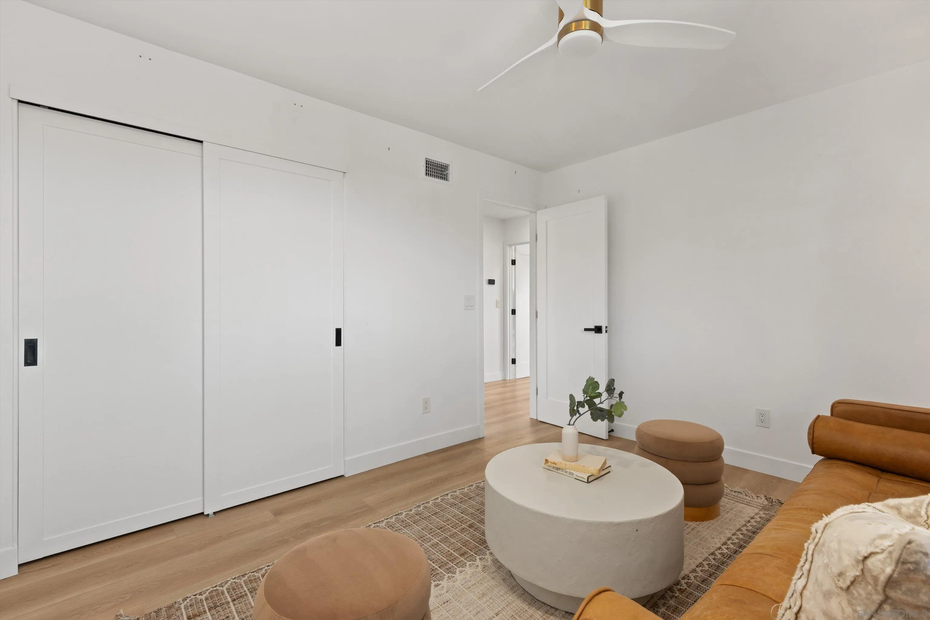 https://cdn.realtyfeed.com/cdn/127/260025256/1272409c45a130fc2fc5a6c3d2c3d38a.webp