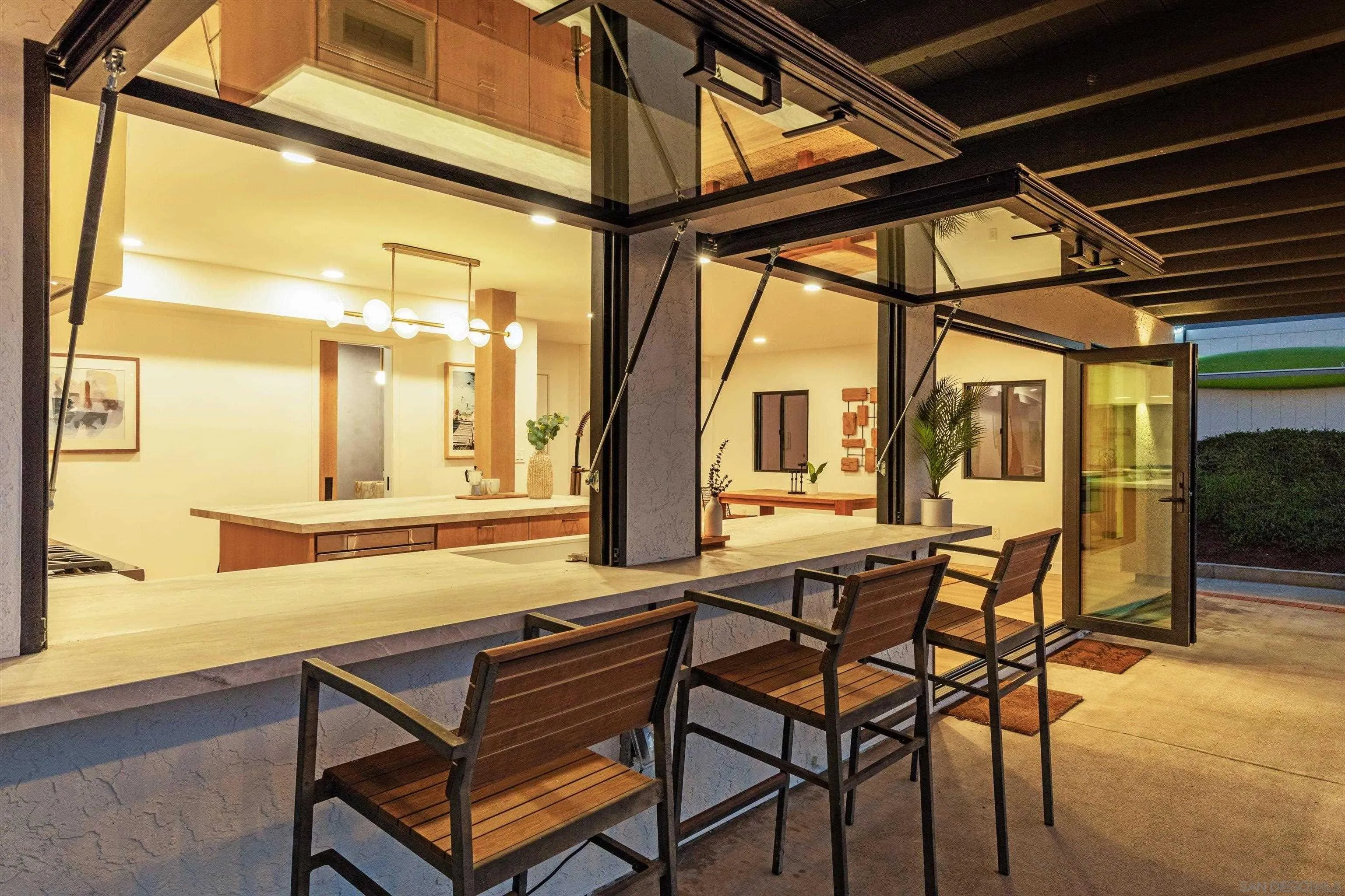 https://cdn.realtyfeed.com/cdn/127/260025256/77e765fddedf27cca8afd5e1855b4a8f.webp