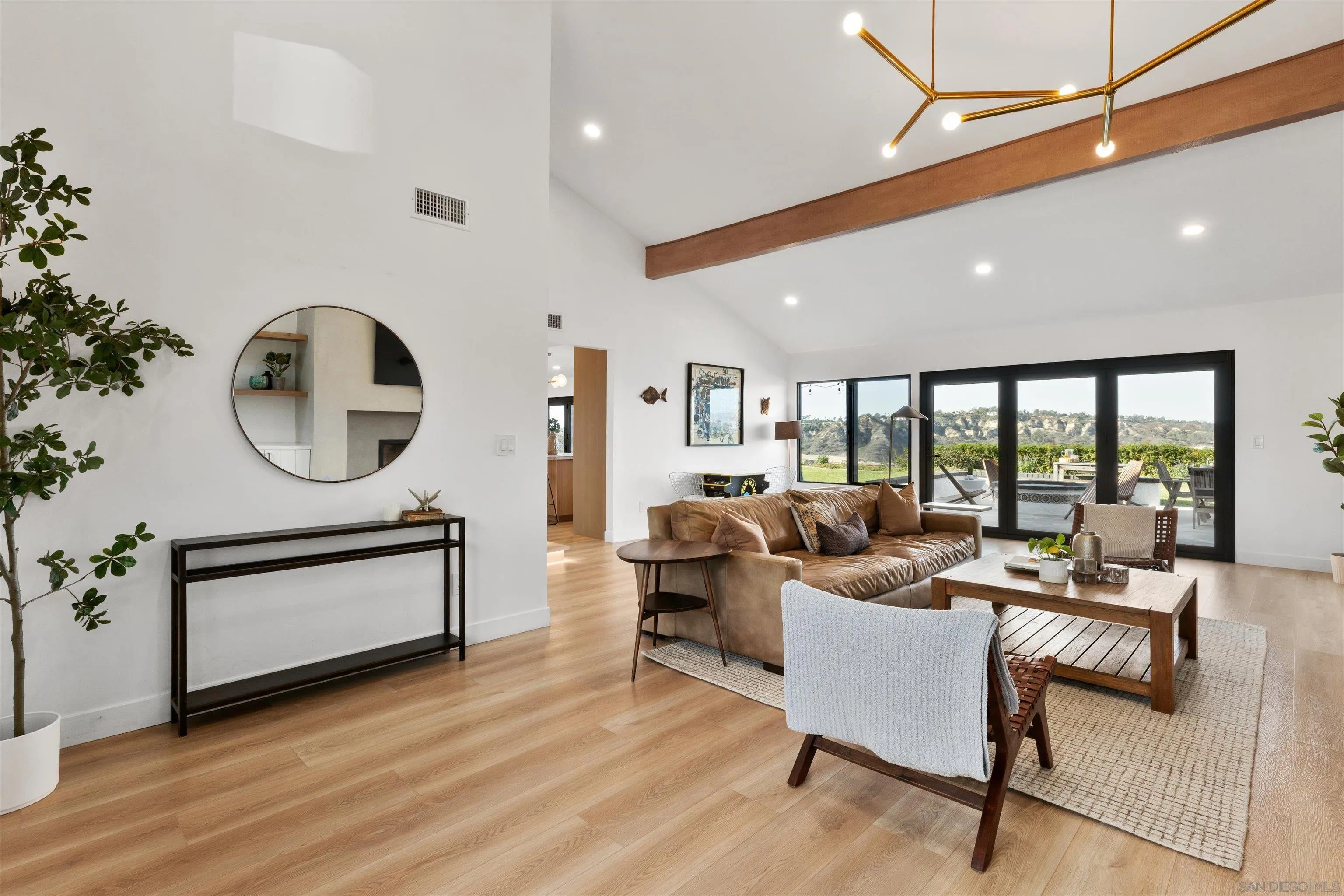 https://cdn.realtyfeed.com/cdn/127/260025256/b51a0146eed1ed8fdba9c20c5f294263.webp