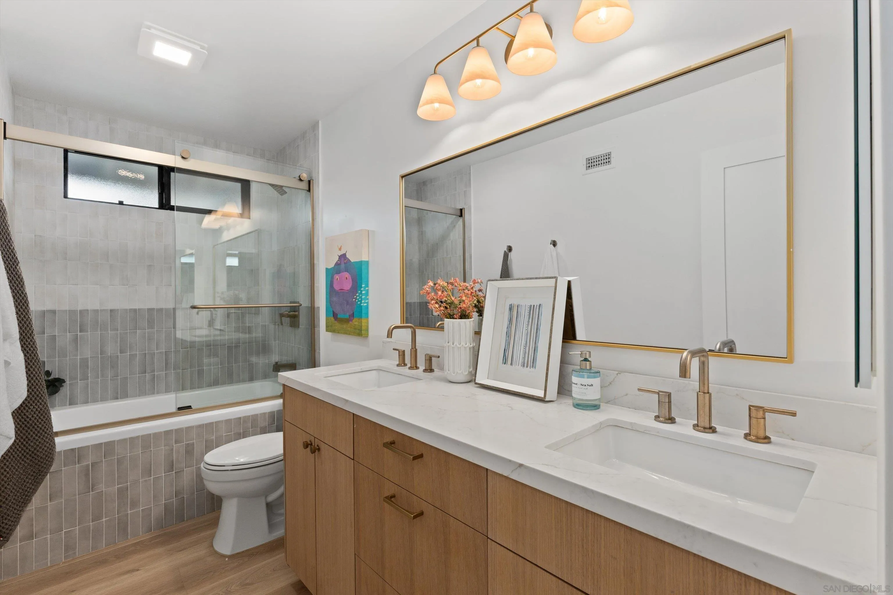 https://cdn.realtyfeed.com/cdn/127/260025256/e5096bfa79043763004192bd4b143efe.webp