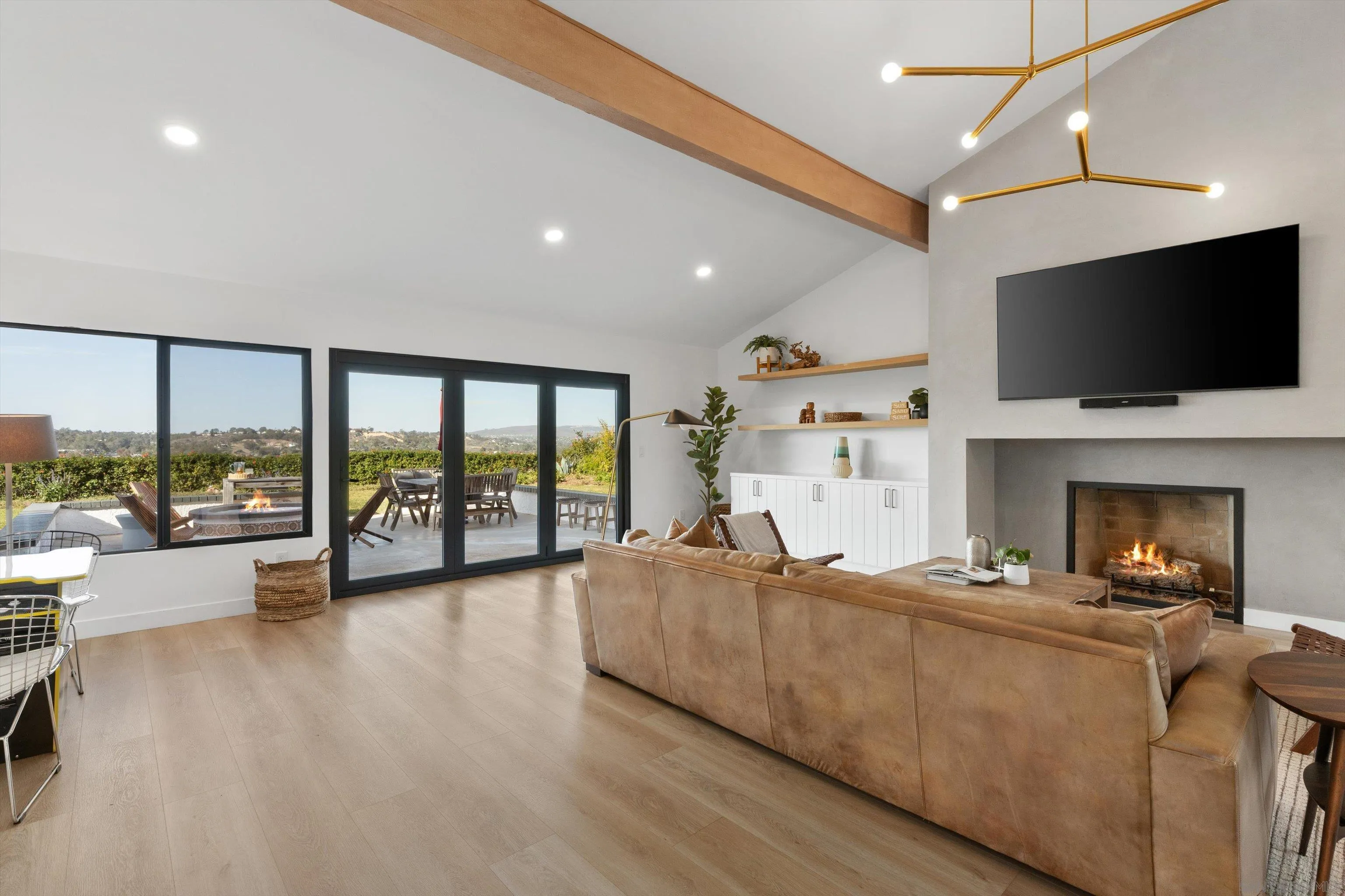 https://cdn.realtyfeed.com/cdn/127/260025256/e7efeddbd66c2229a7e017d844c02aba.webp
