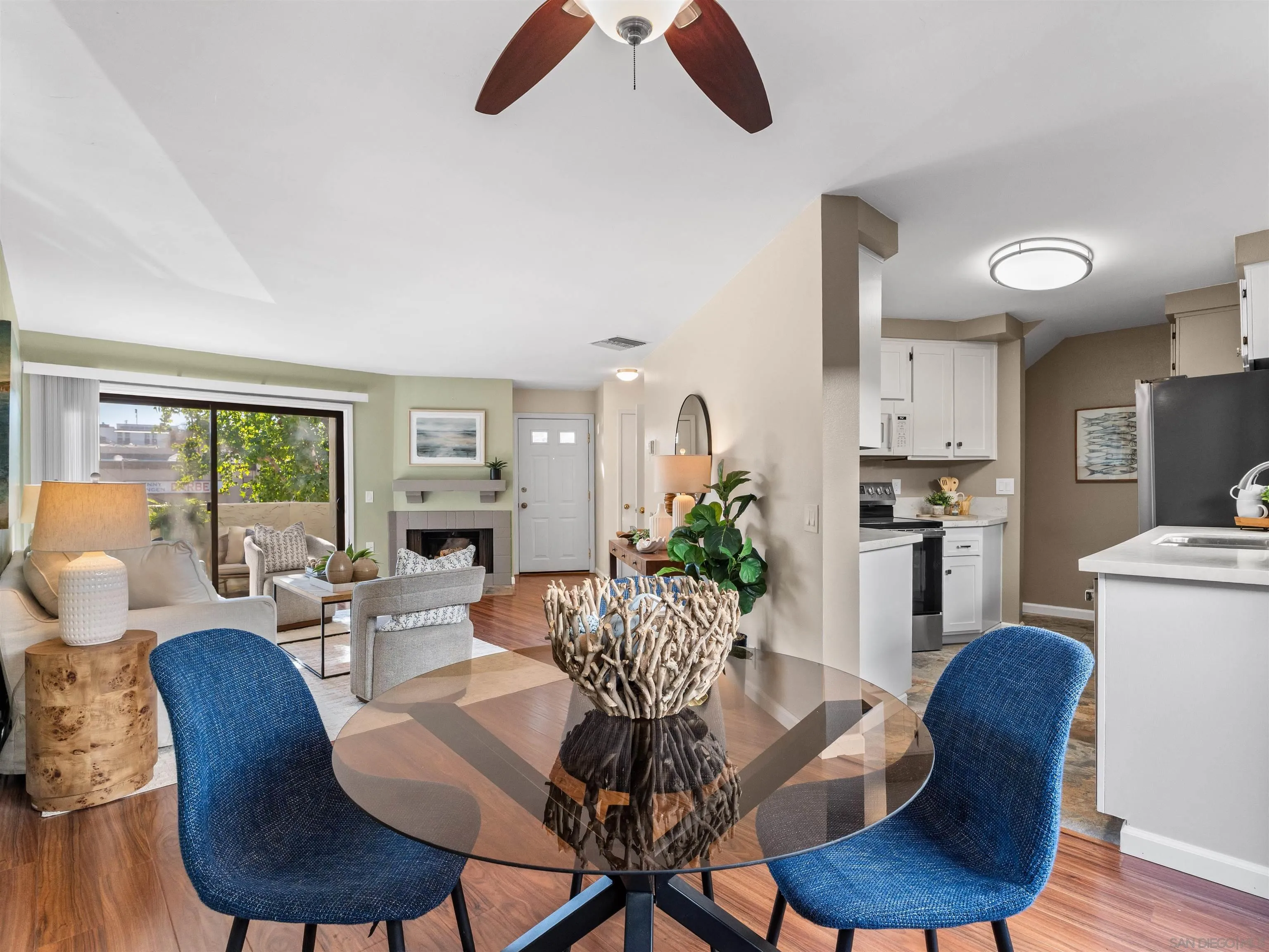 3823 Caminito Litoral, #208, San Diego, CA 92107 3823 Caminito Litoral, #208, San Diego, CA 92107