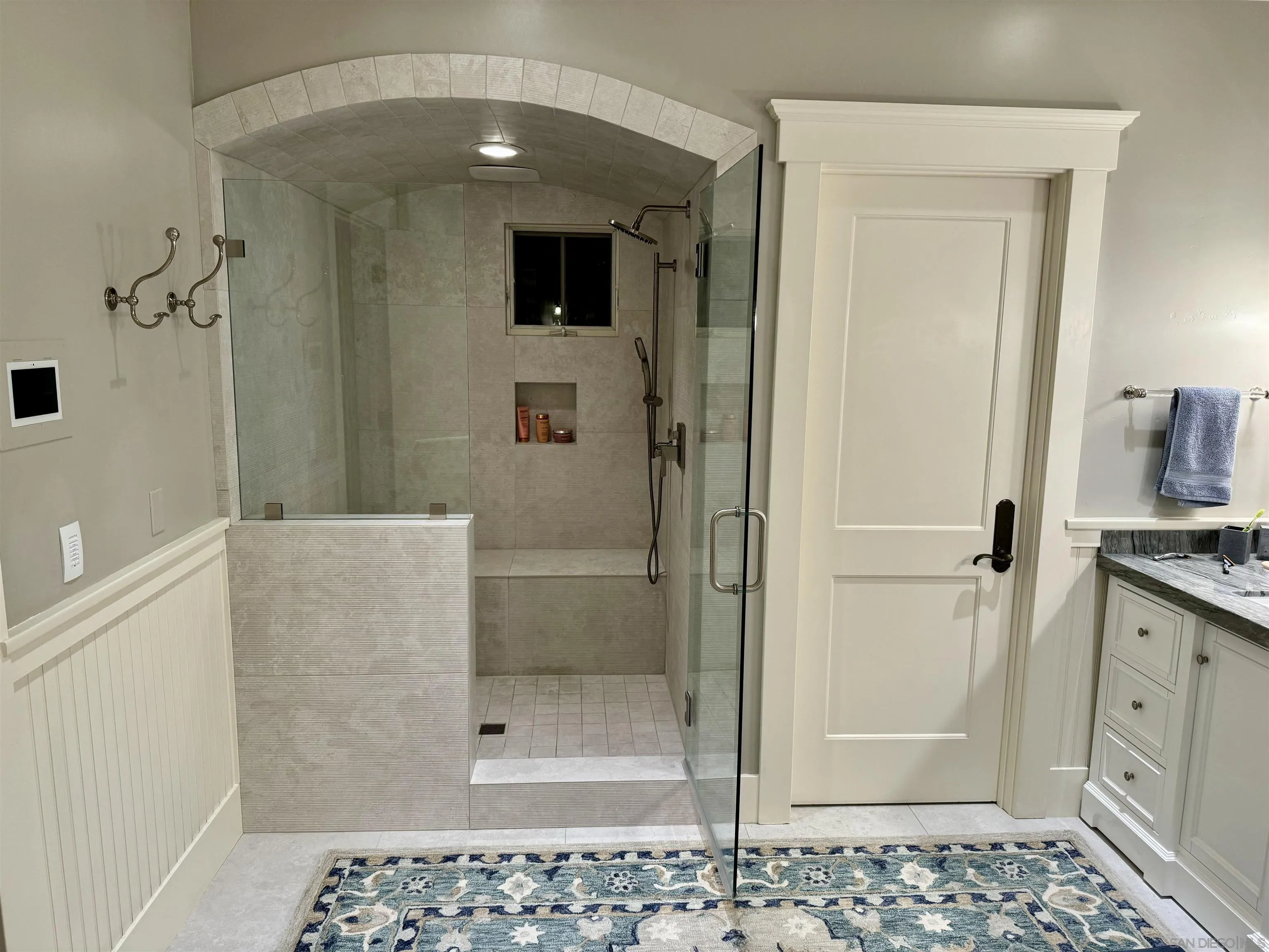 https://cdn.realtyfeed.com/cdn/127/260025265/1efb126aa682fc44168d3050652f2e12.webp