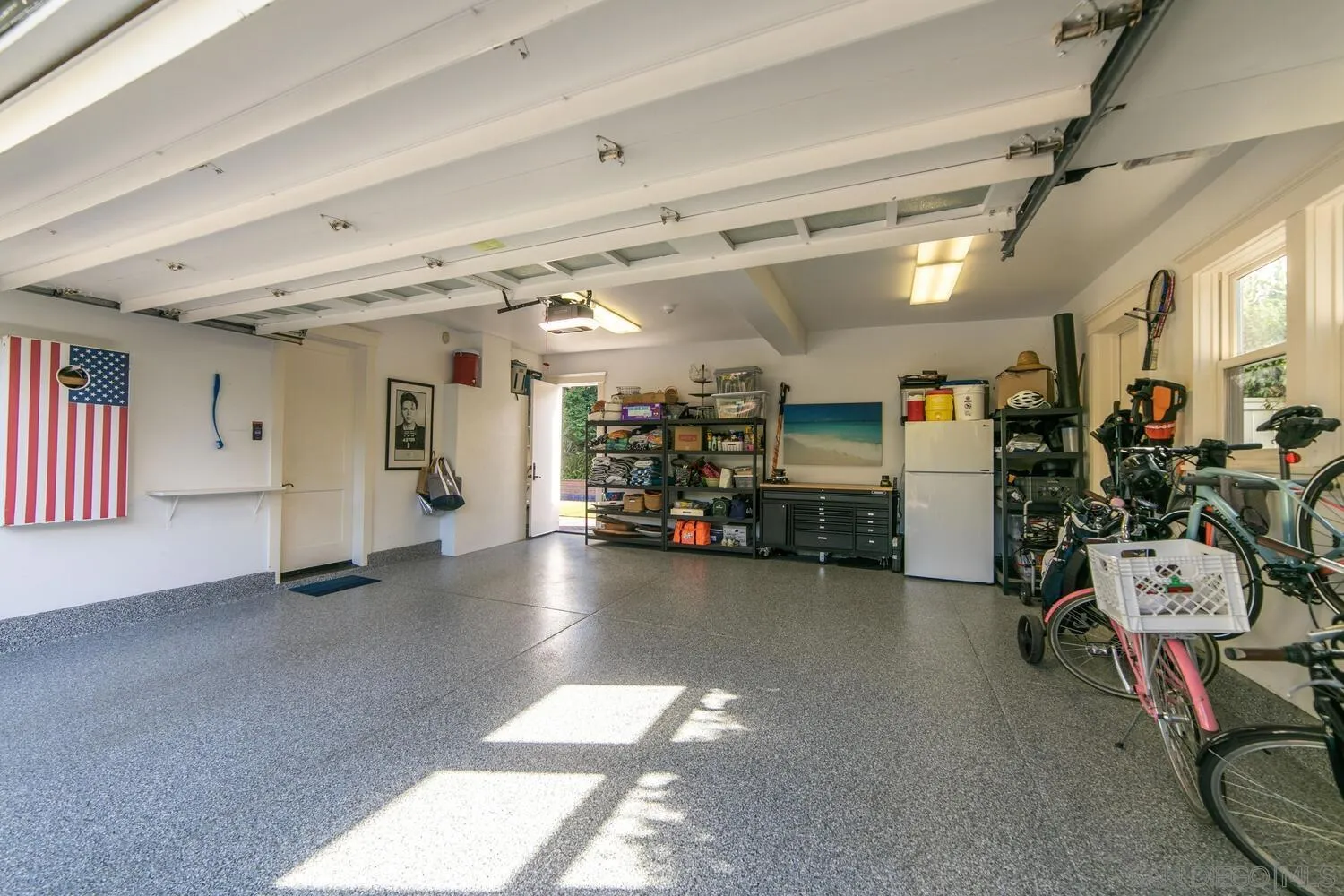 https://cdn.realtyfeed.com/cdn/127/260025265/c2c963e9ba46308b0149ce4d326b238b.webp