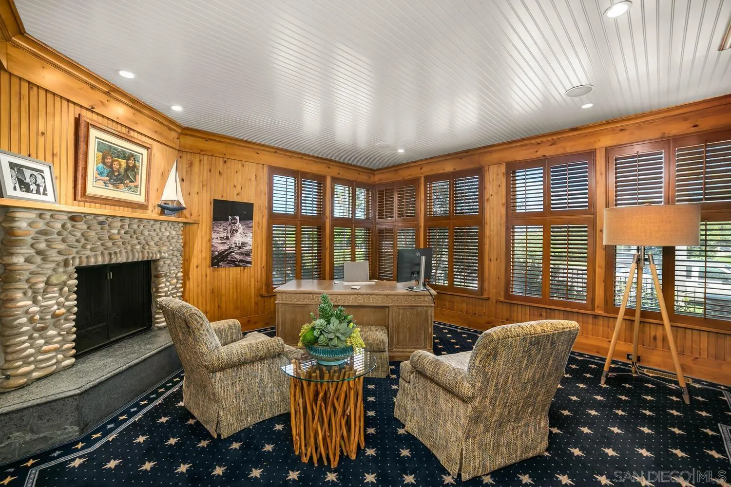https://cdn.realtyfeed.com/cdn/127/260025265/f77c1e15ac2178c83f3732648af6d8d2.webp