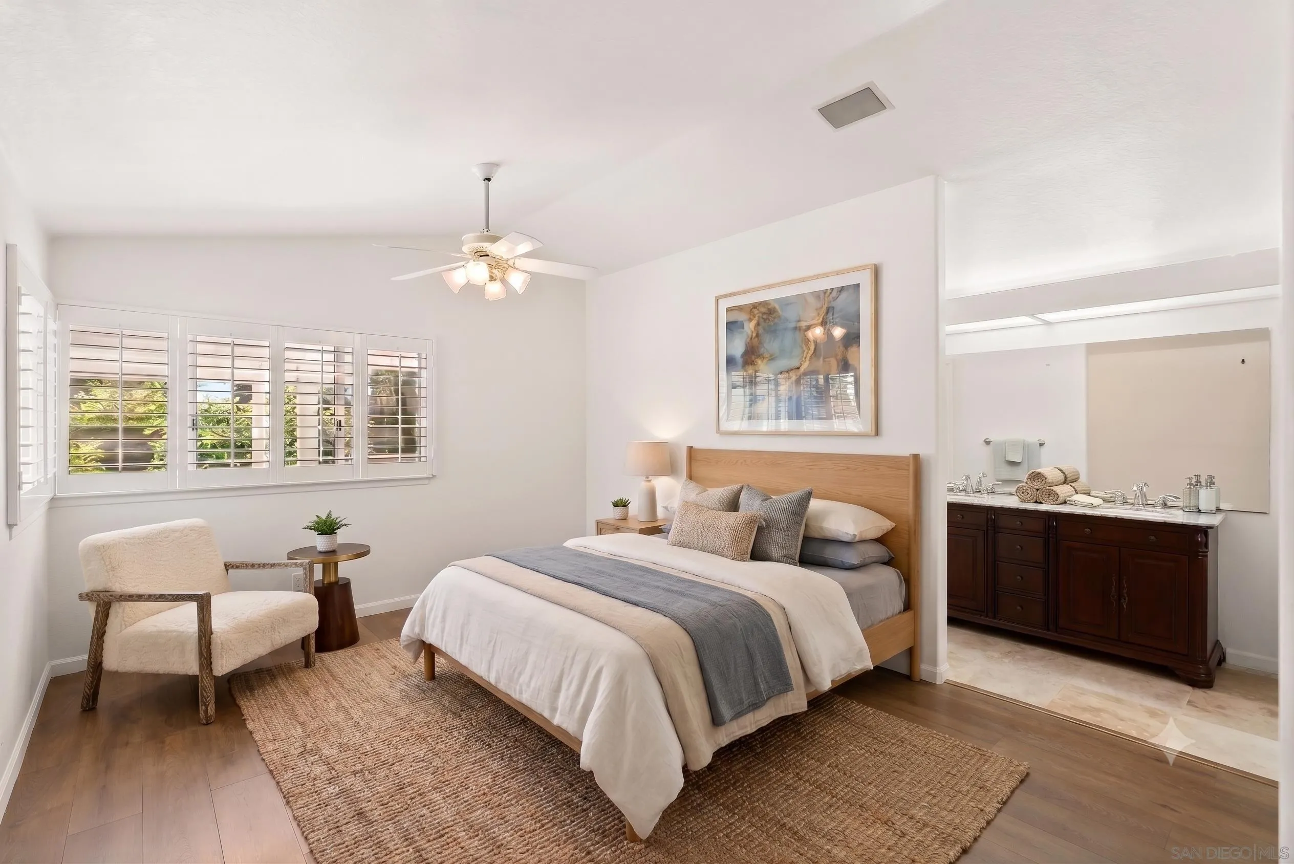 https://cdn.realtyfeed.com/cdn/127/260025266/bf69d534c5c88c6fb9b22867d2f68f86.webp