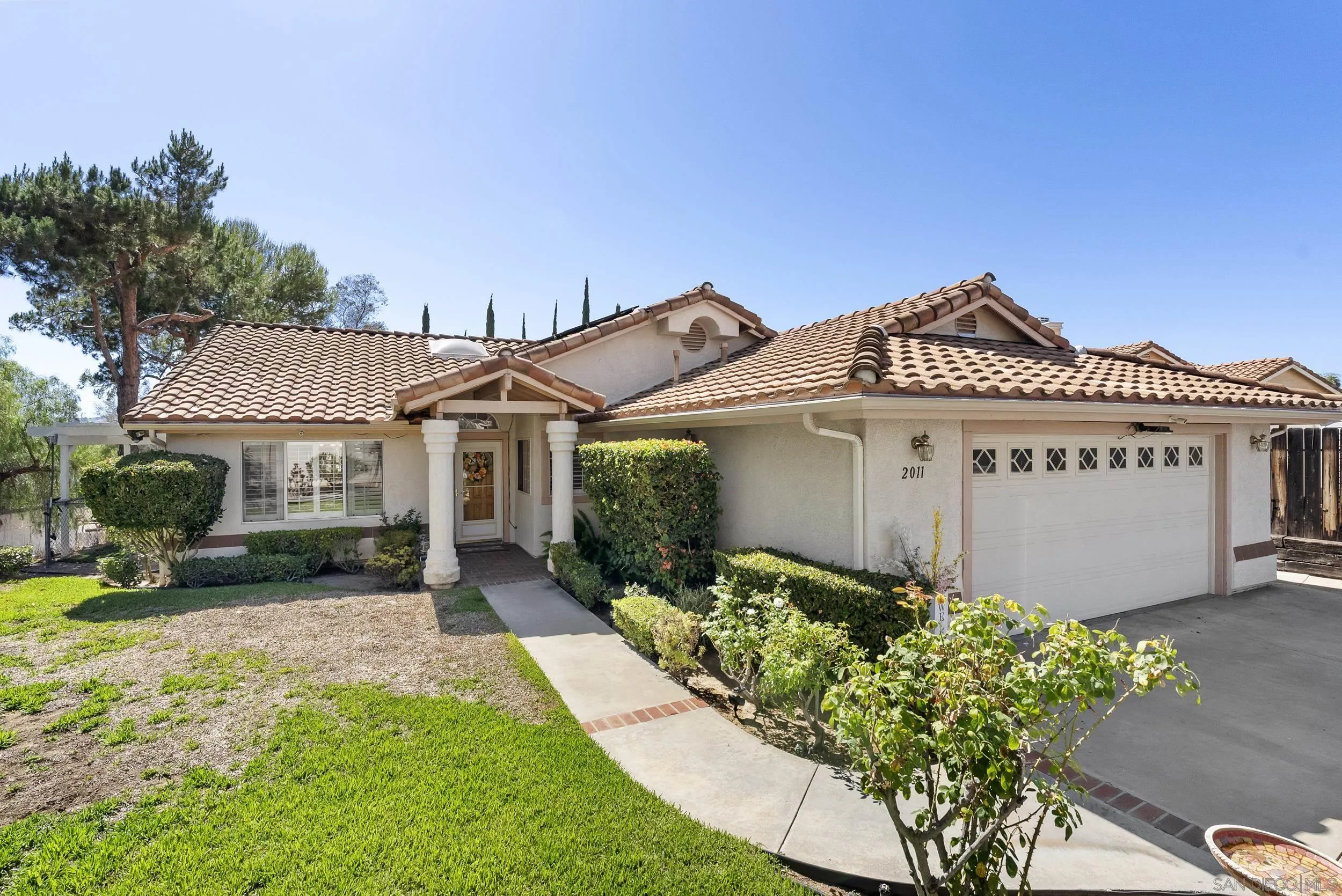 https://cdn.realtyfeed.com/cdn/127/260025266/f9cd5b026f616ed318219740dd2882b8.webp