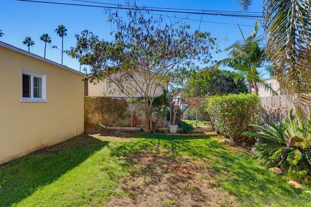 4543 Voltaire St, San Diego, CA 92107 4543 Voltaire St, San Diego, CA 92107