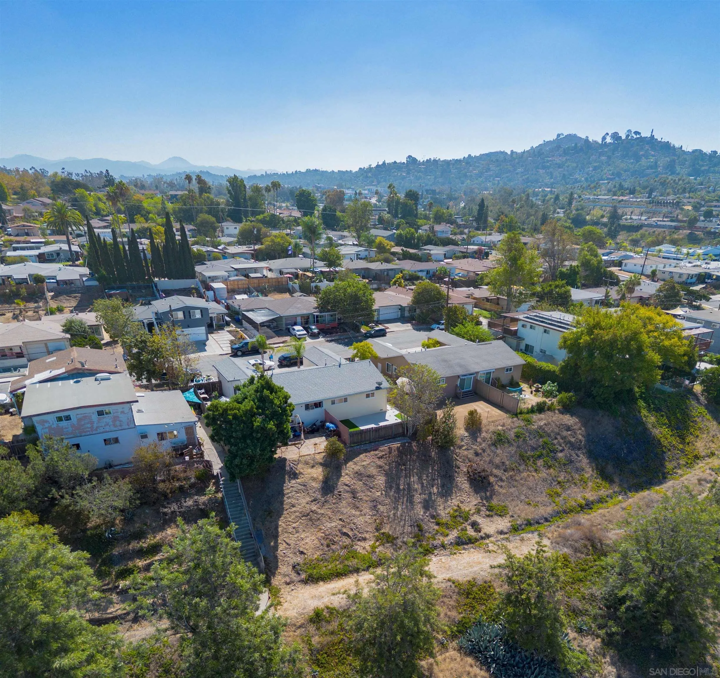 6080-82 Horton, La Mesa, CA 91942