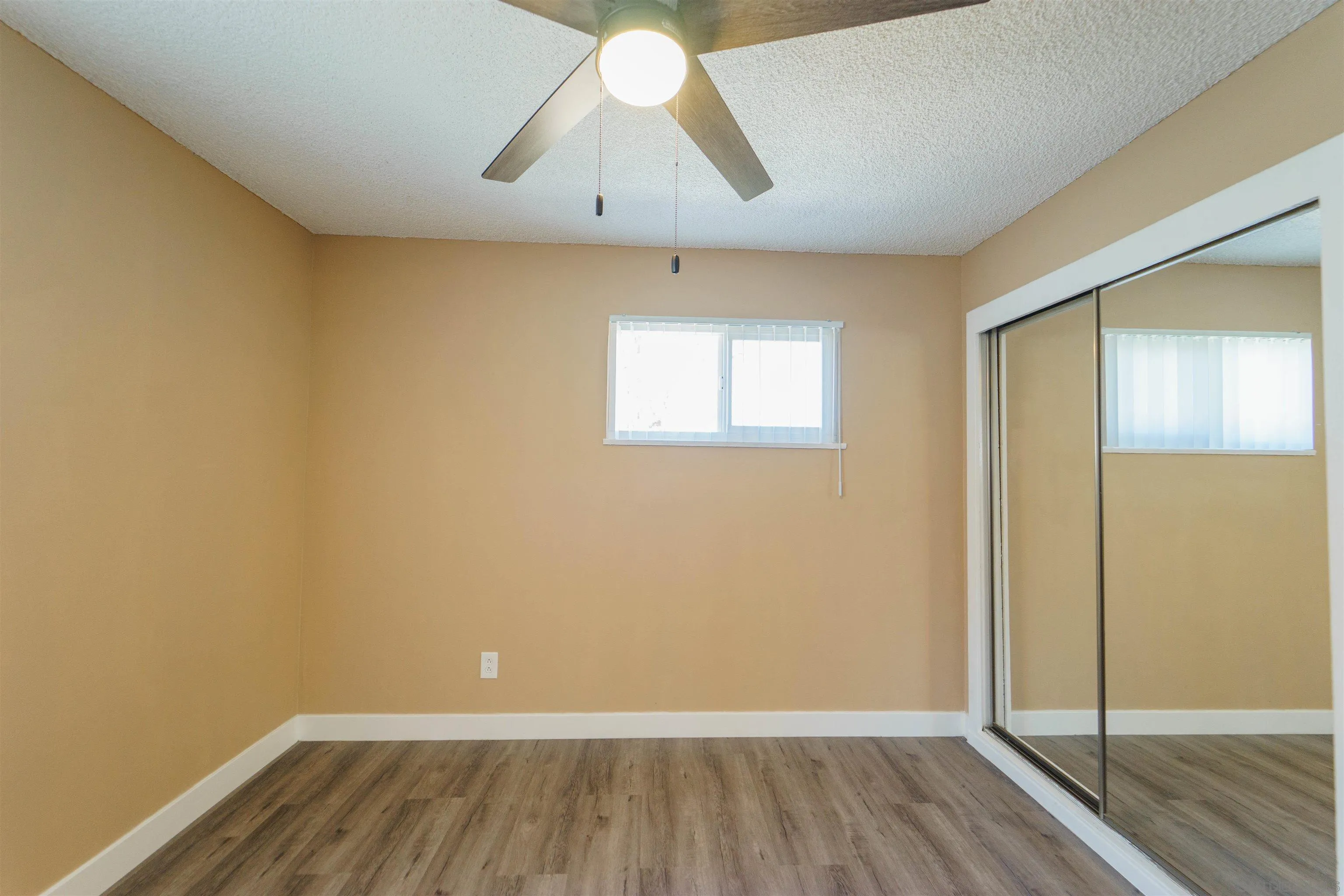 6080-82 Horton, La Mesa, CA 91942