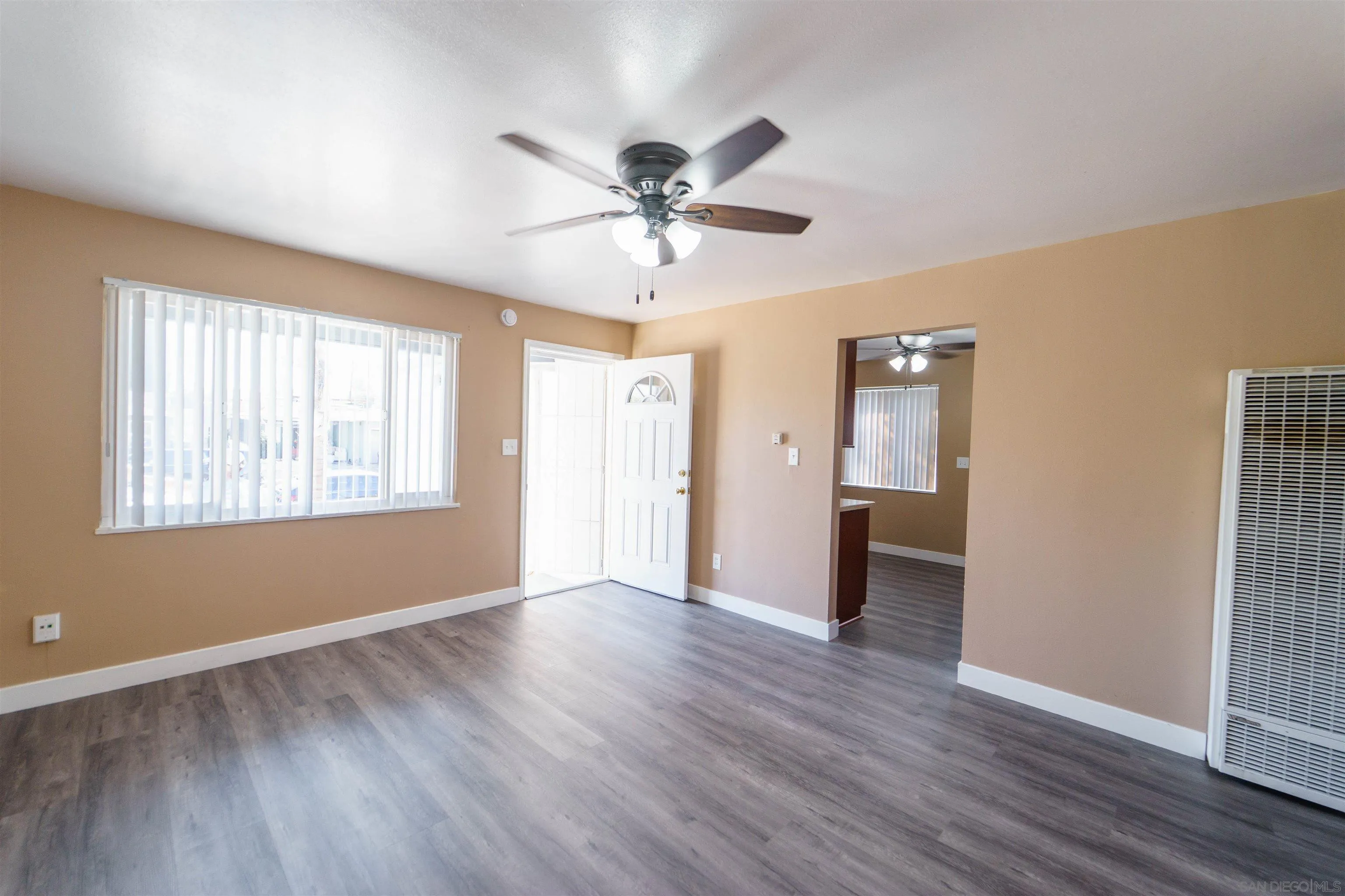 6080-82 Horton, La Mesa, CA 91942