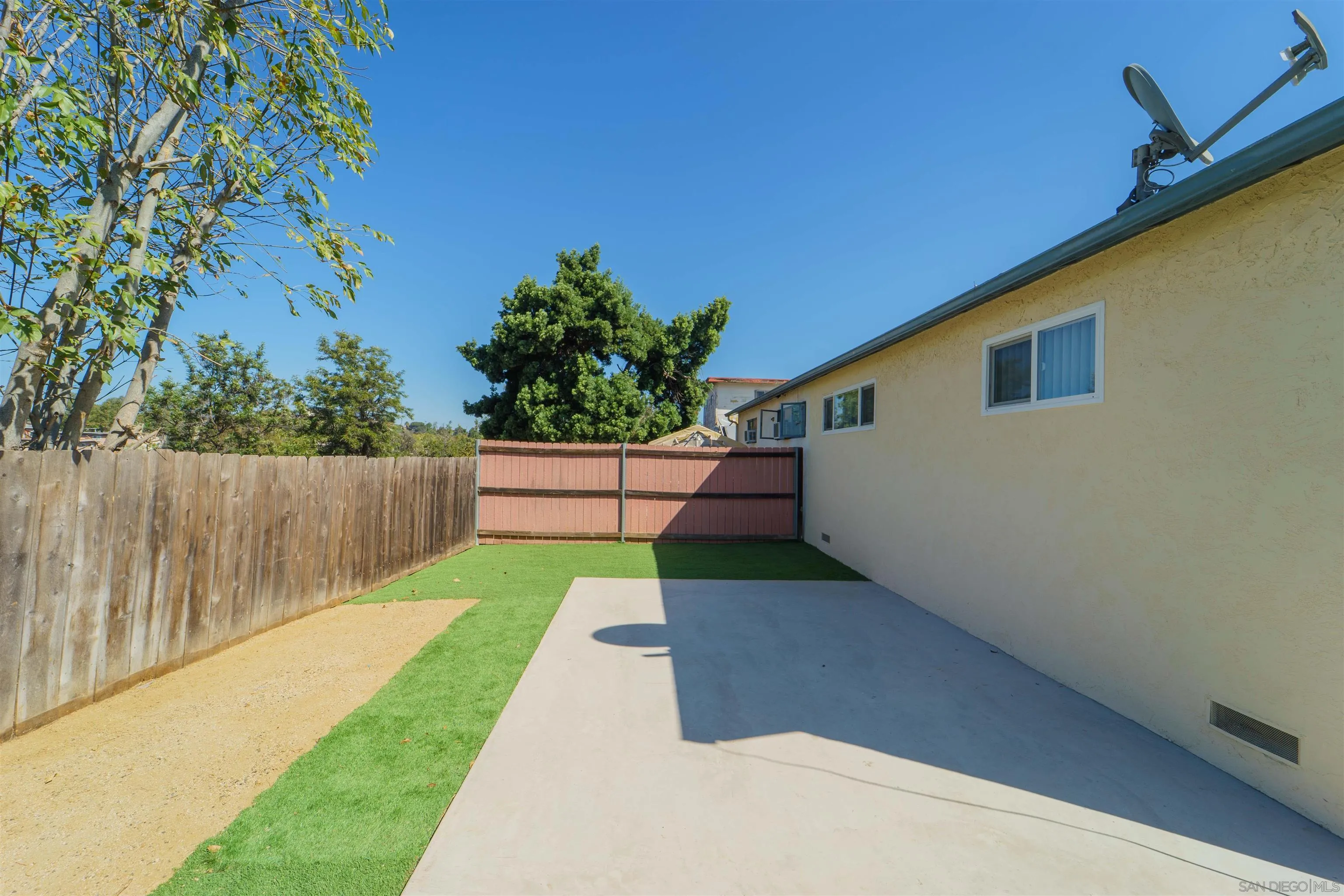 6080-82 Horton, La Mesa, CA 91942