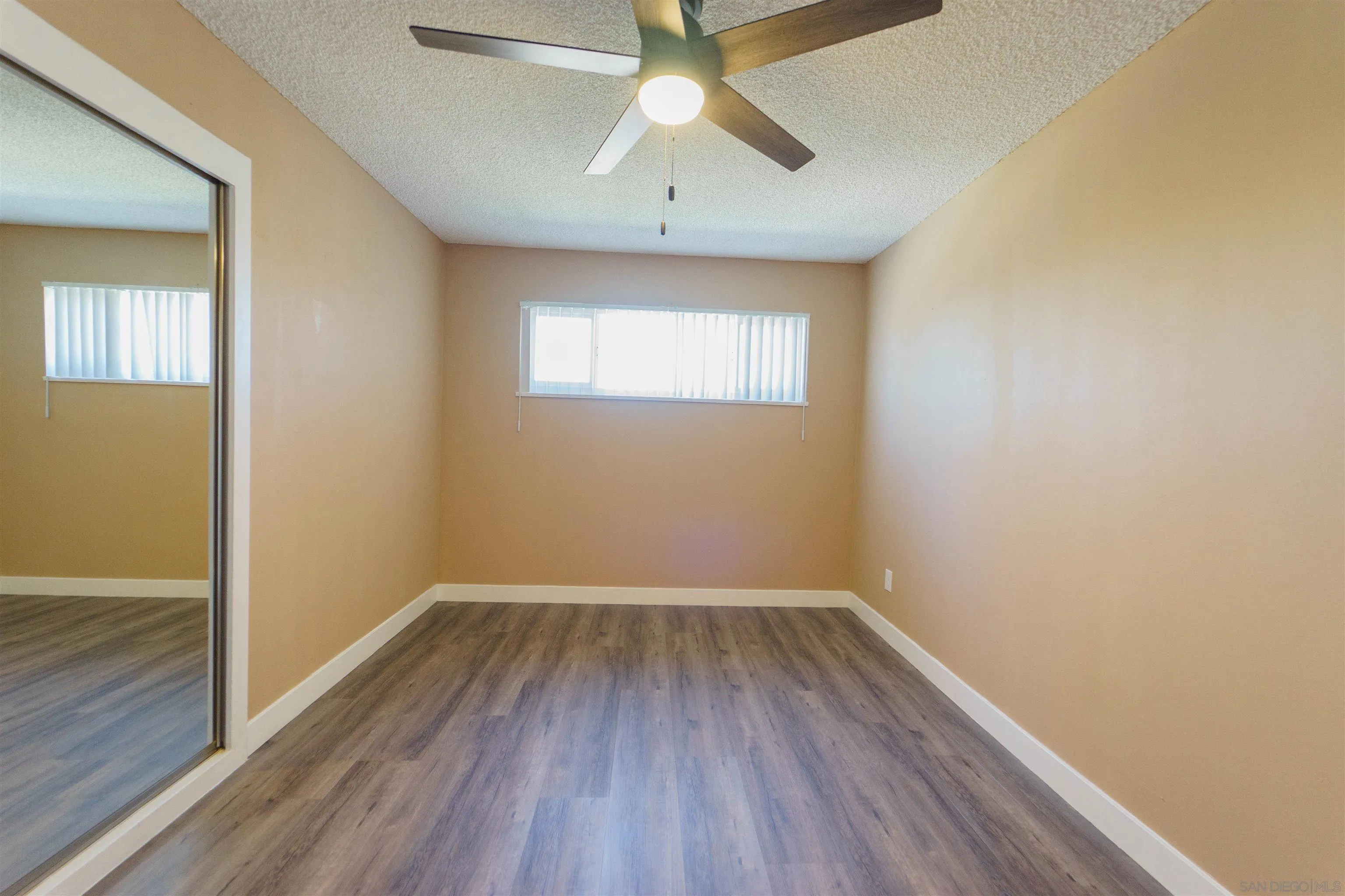 6080-82 Horton, La Mesa, CA 91942