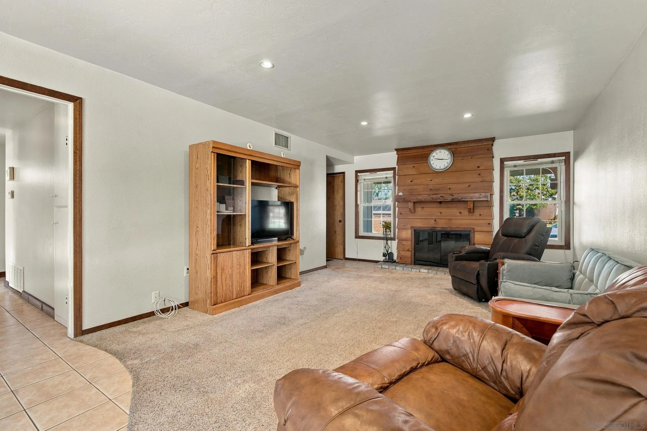 https://cdn.realtyfeed.com/cdn/127/260025290/5aae5a15dab4cc1f3fee09d7e6809ca3.webp