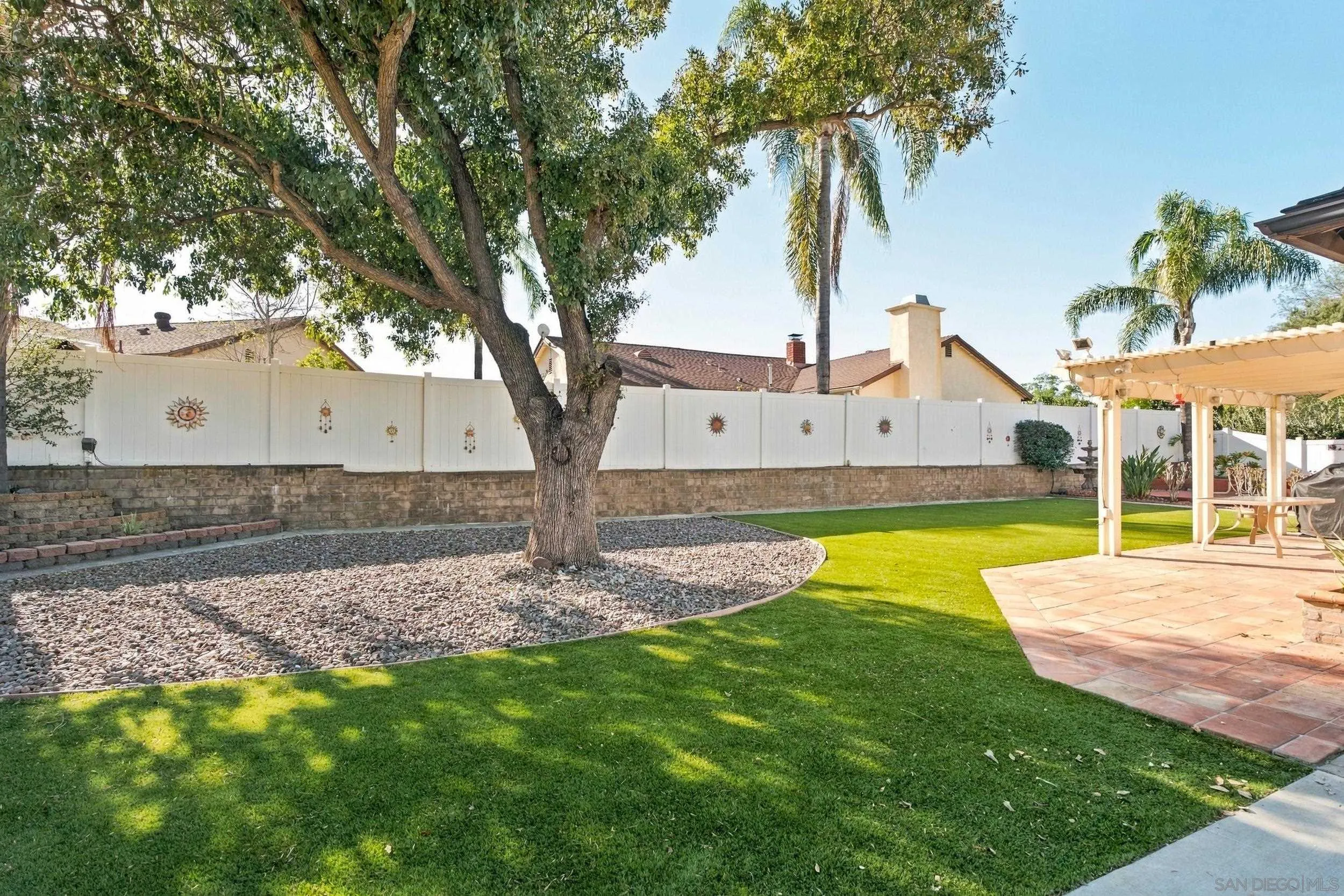 https://cdn.realtyfeed.com/cdn/127/260025290/7d0927e54522cda2a164b69db0ad7be6.webp