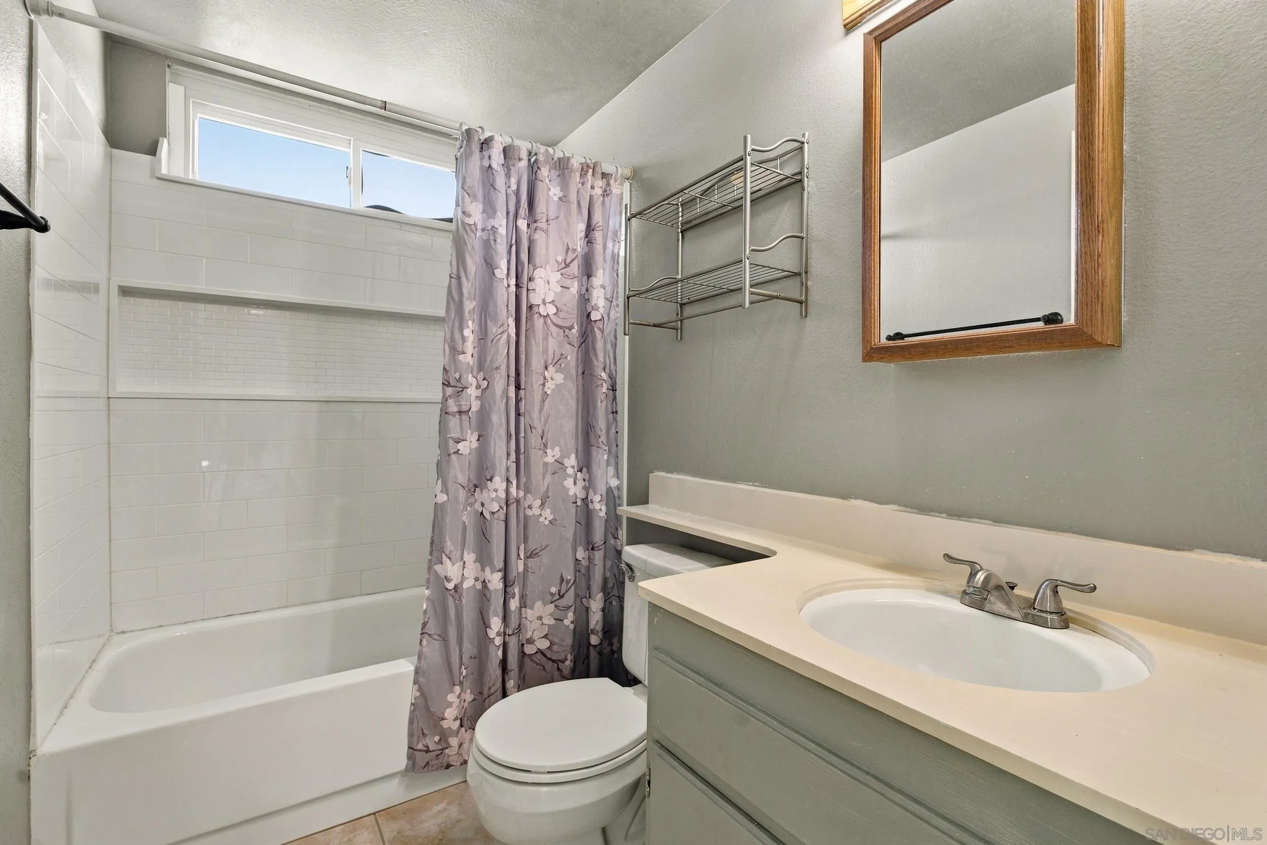 https://cdn.realtyfeed.com/cdn/127/260025290/9ccc0b5ac84c787517589d4aedd412d0.webp