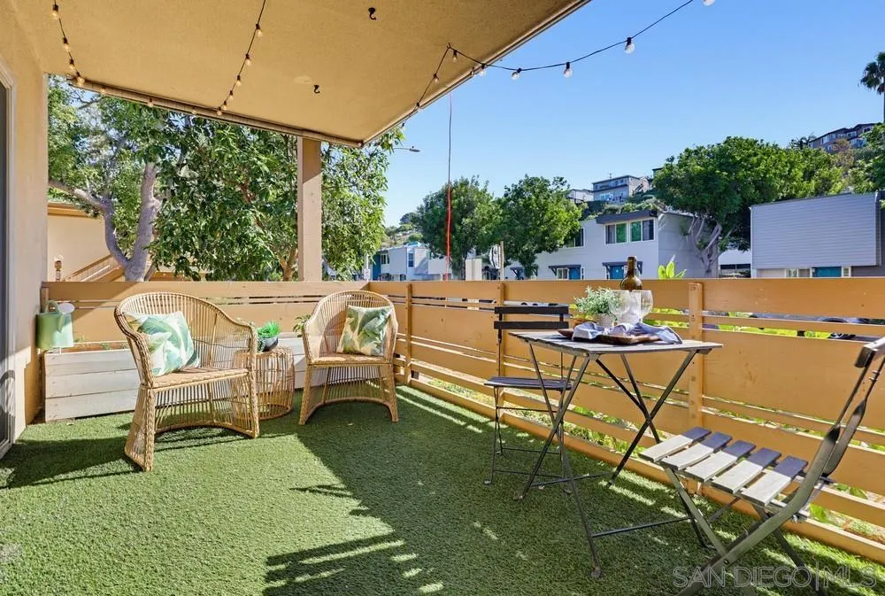 https://cdn.realtyfeed.com/cdn/127/260025294/6643ff8a416579a626ca292720b3f1a2.webp