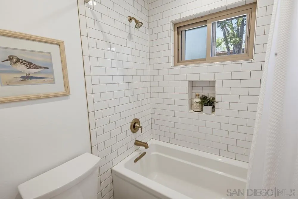 https://cdn.realtyfeed.com/cdn/127/260025294/8944b19fdc7bfc4185df7783012e8c2a.webp
