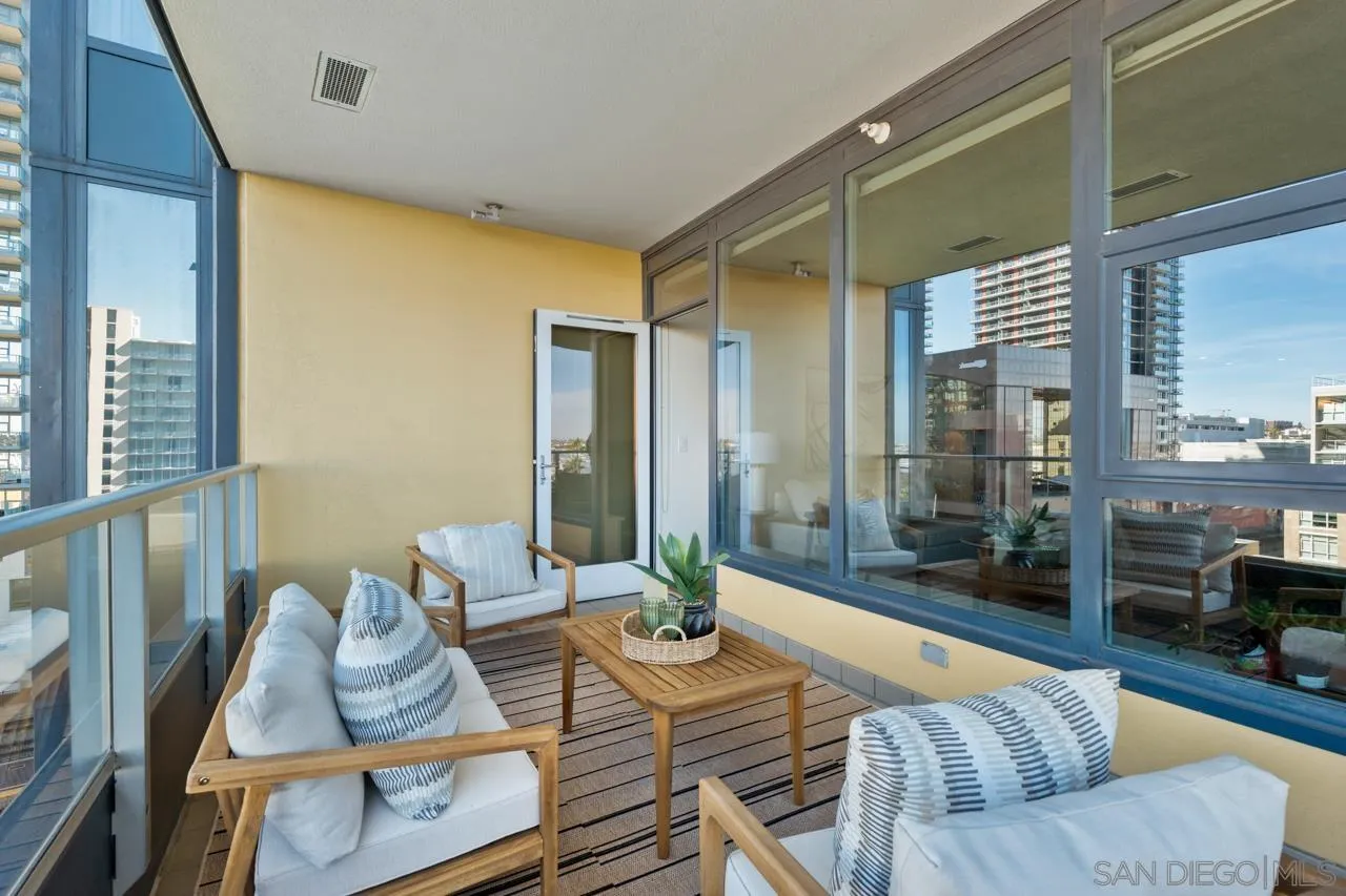 1325 Pacific Hwy, #706, San Diego, CA 92101
