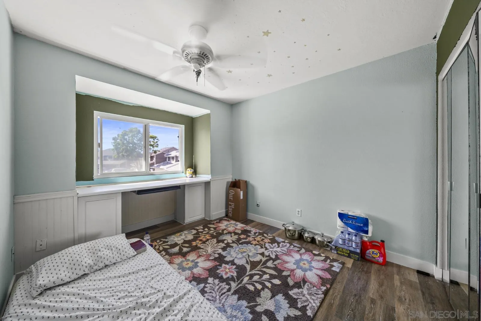 https://cdn.realtyfeed.com/cdn/127/260025308/4d9bee164c0df514c1a4d848b6ced42c.webp