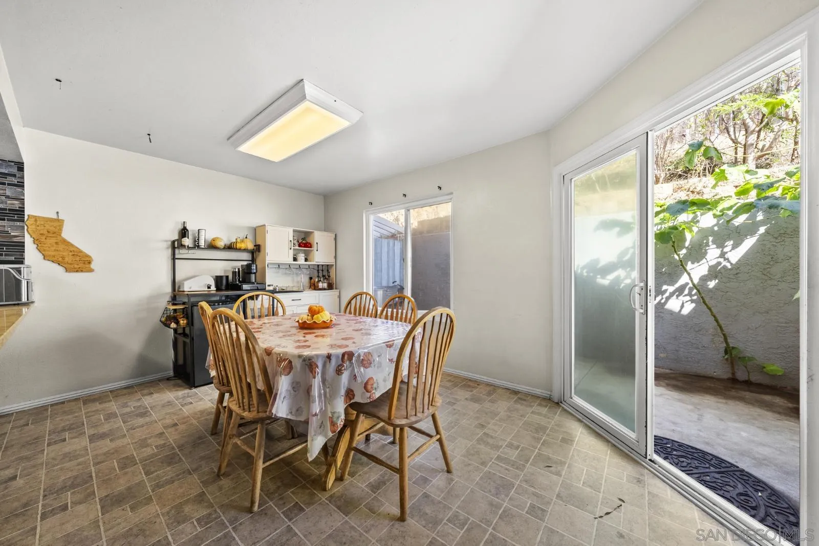 https://cdn.realtyfeed.com/cdn/127/260025308/bde8cf5e7860ab5dc81e34bdc12c545d.webp