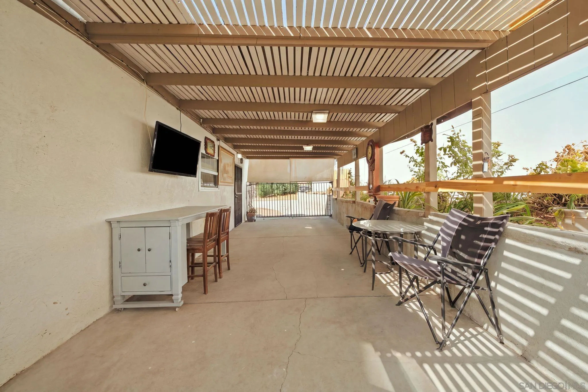 https://cdn.realtyfeed.com/cdn/127/260025310/887f7c2742b225ca50c8e68c269bbcd5.webp