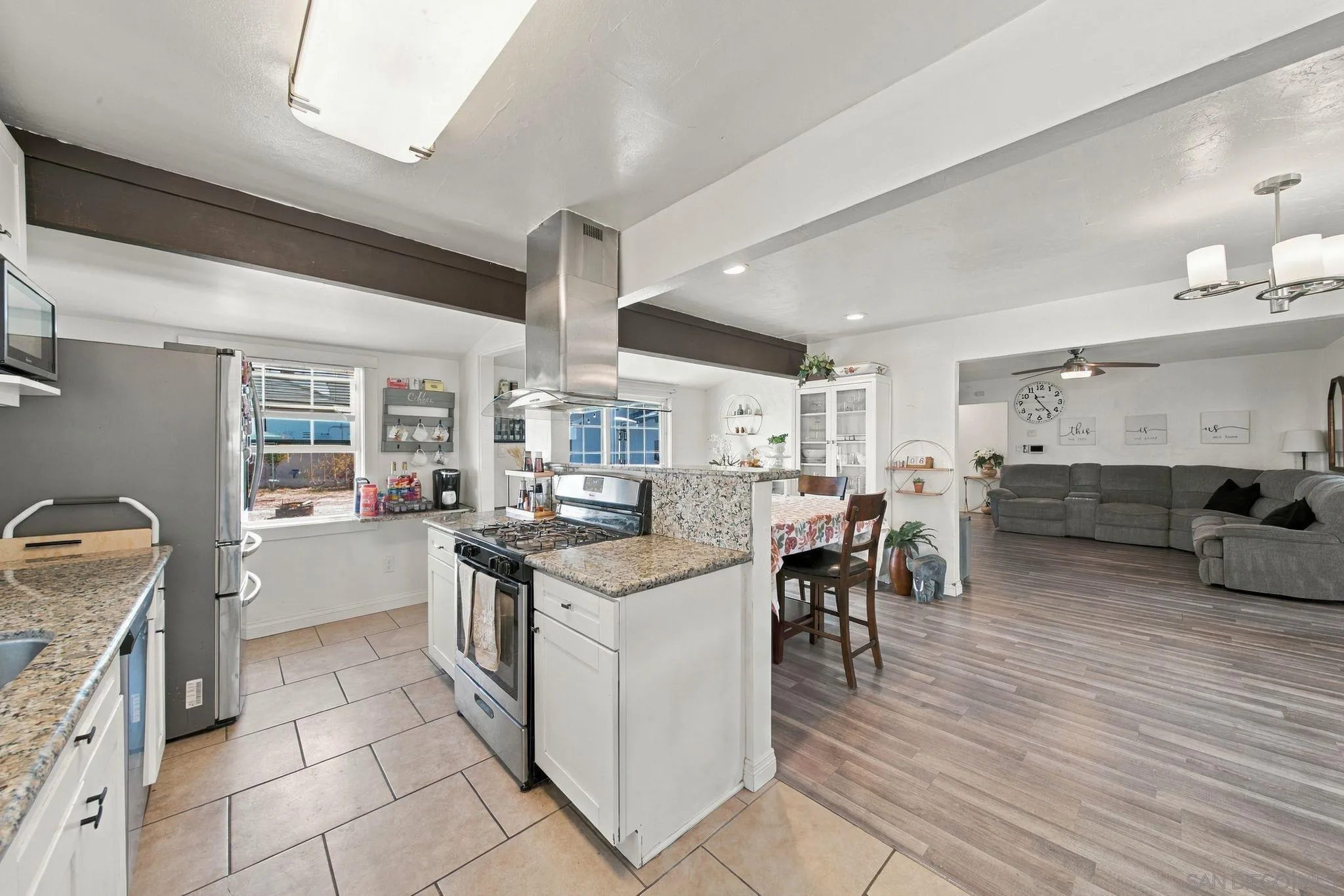 https://cdn.realtyfeed.com/cdn/127/260025310/a10de632b70e04a00825744817a3b06b.webp