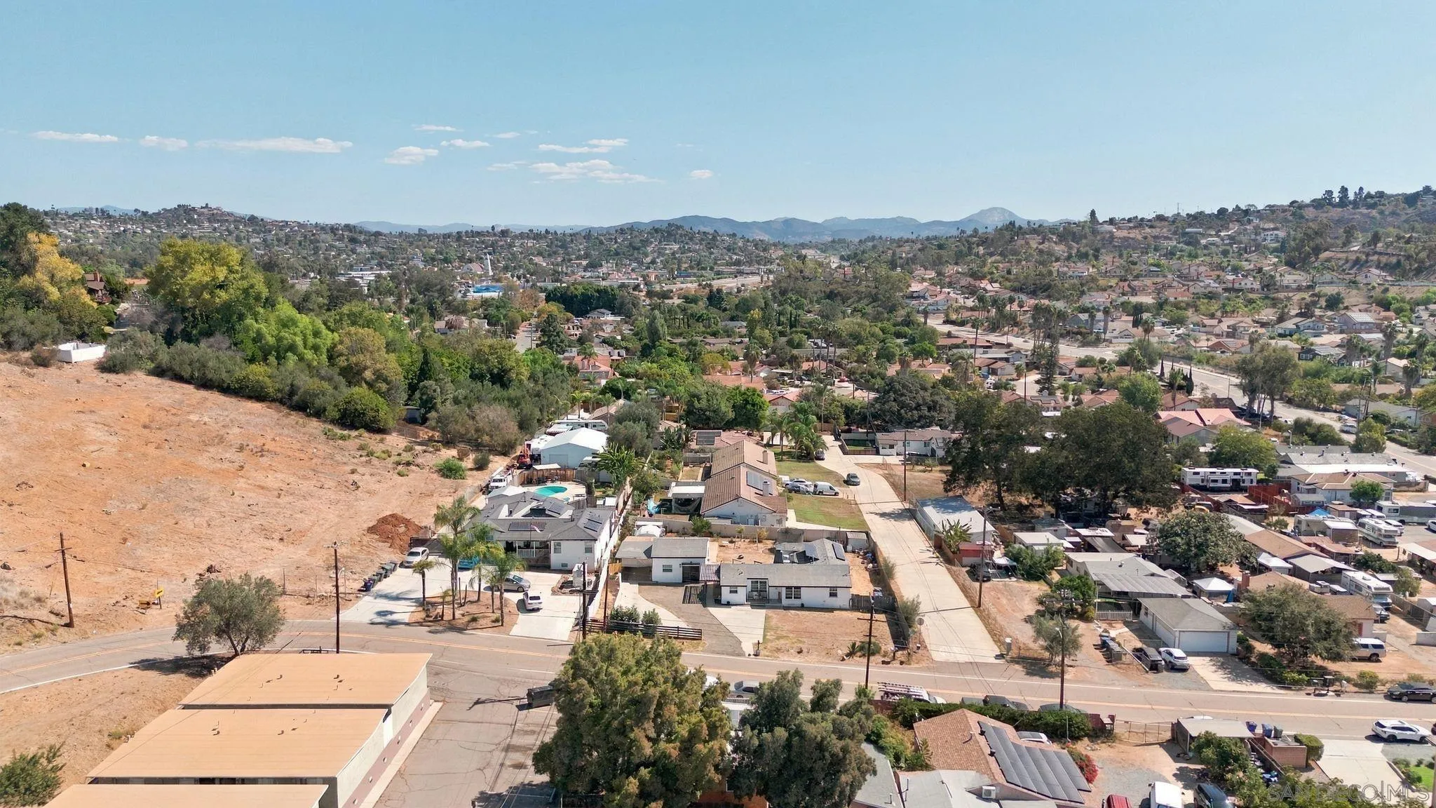 https://cdn.realtyfeed.com/cdn/127/260025310/af5cbb7166cdca15ec7a3629017bdeeb.webp