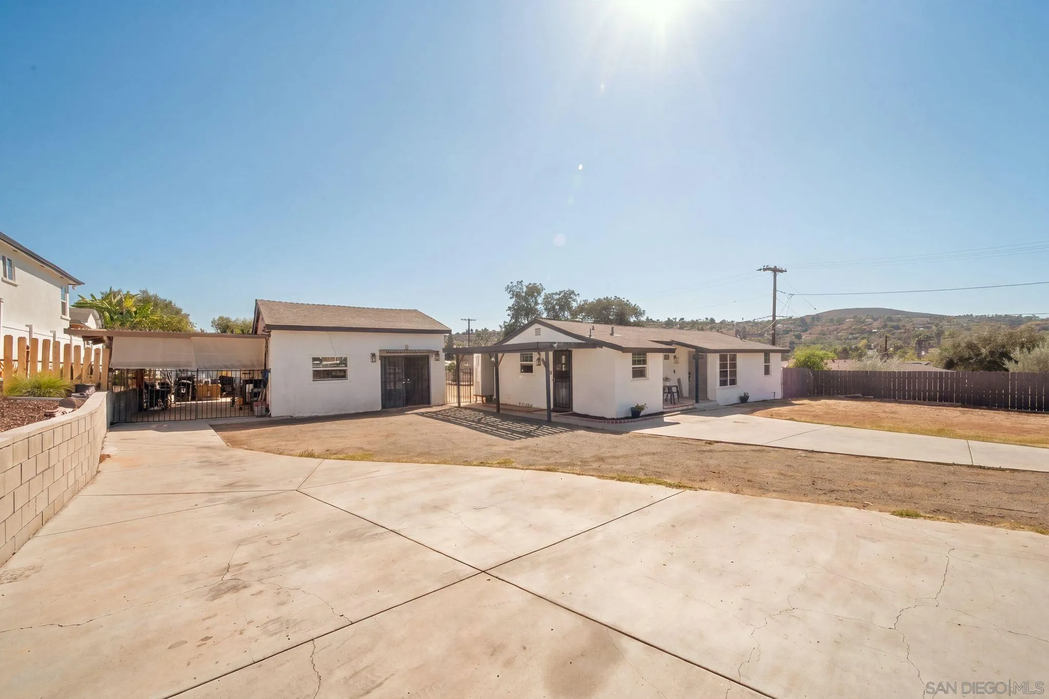 3555 Helix St, Spring Valley, CA 91977