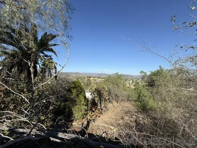 https://cdn.realtyfeed.com/cdn/127/260025315/0148dfeebf17b10295b9e7cea48e2465.webp