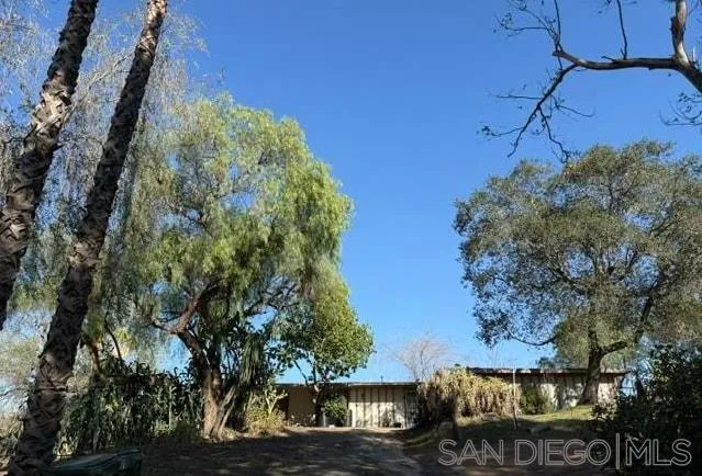 https://cdn.realtyfeed.com/cdn/127/260025315/7f53652939143bd55fe91fc4bc1389df.webp