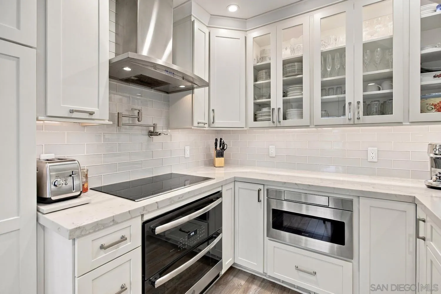 https://cdn.realtyfeed.com/cdn/127/260025316/323211519abcd129fdb2c5c4fa0c6393.webp