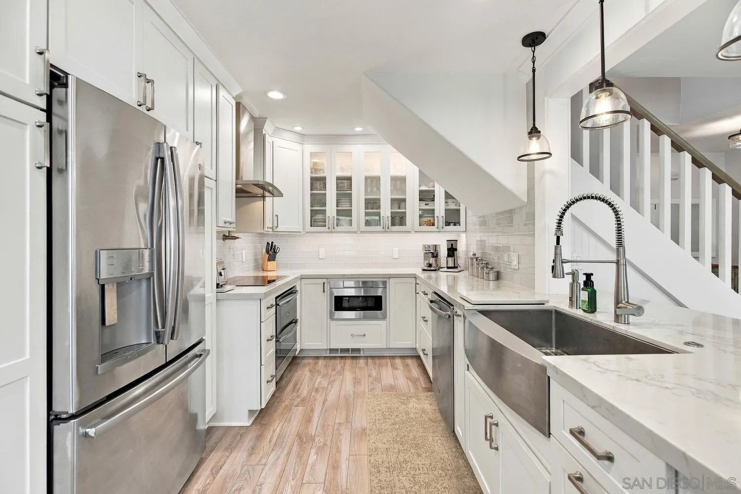 https://cdn.realtyfeed.com/cdn/127/260025316/b1df363ca8d92df56a854774ec69bd43.webp