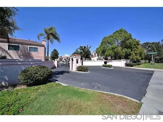 Granite Hills Circle, El Cajon, CA 92019 Granite Hills Circle, El Cajon, CA 92019