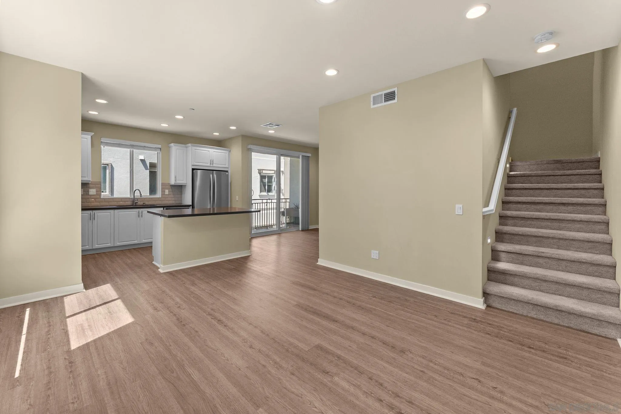 2564 S Escondido Blvd, #512, Escondido, CA 92025 2564 S Escondido Blvd, #512, Escondido, CA 92025