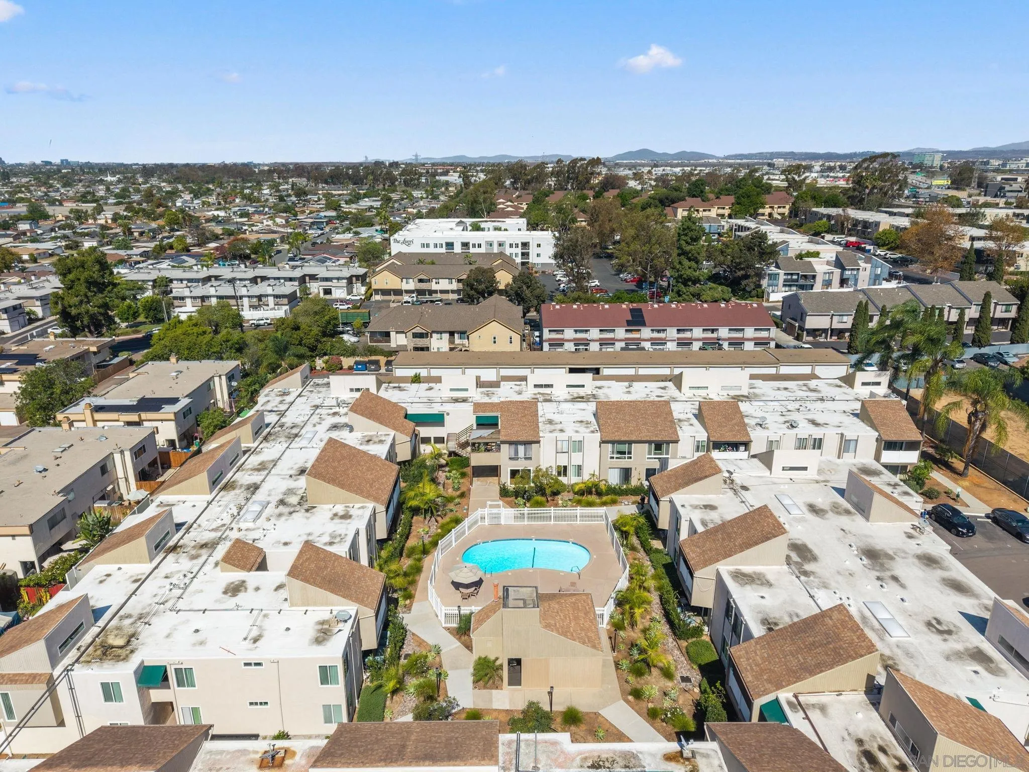 8034 Linda Vista, #1Q, San Diego, CA 92111
