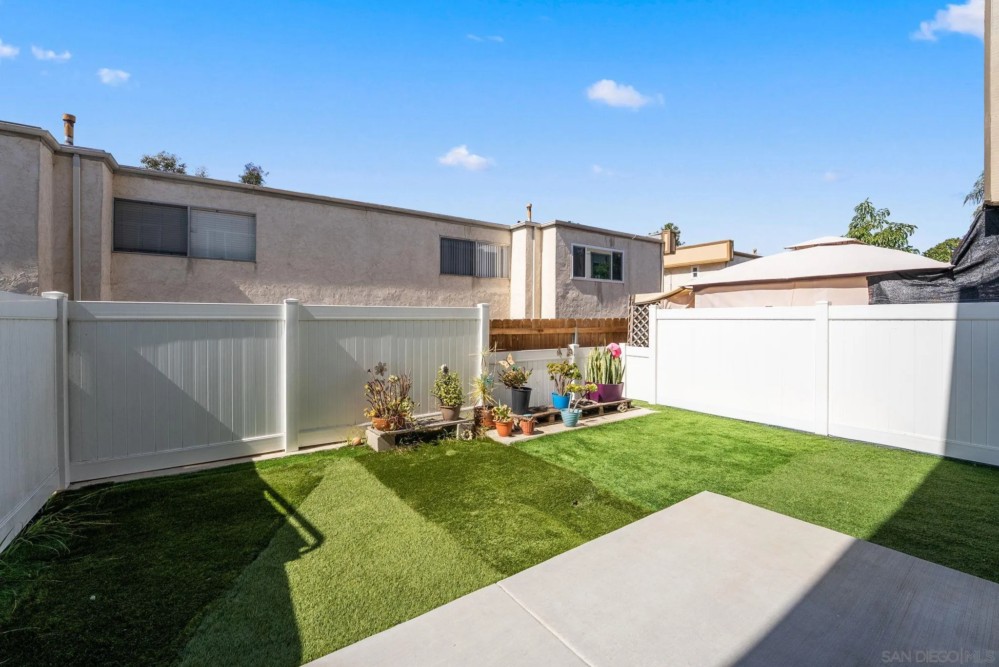 8034 Linda Vista, #1Q, San Diego, CA 92111