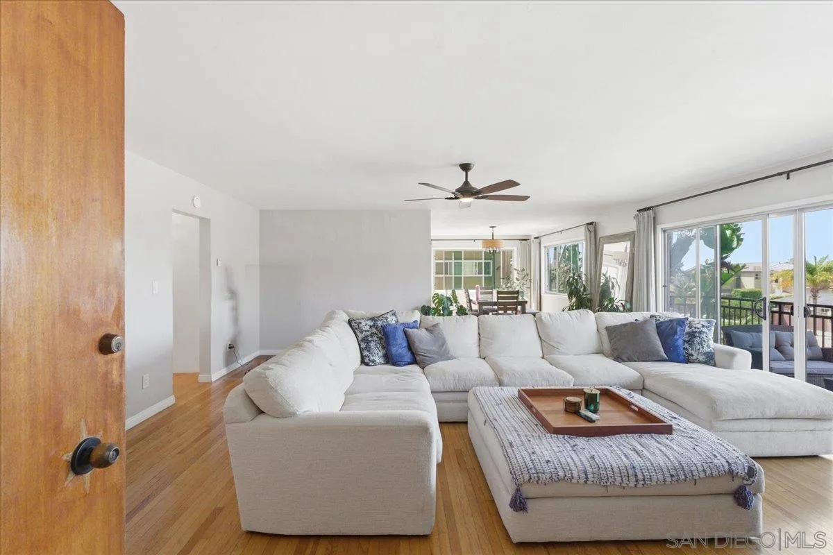 5367 La Jolla, #Unit 52, La Jolla, CA 92037 5367 La Jolla, #Unit 52, La Jolla, CA 92037