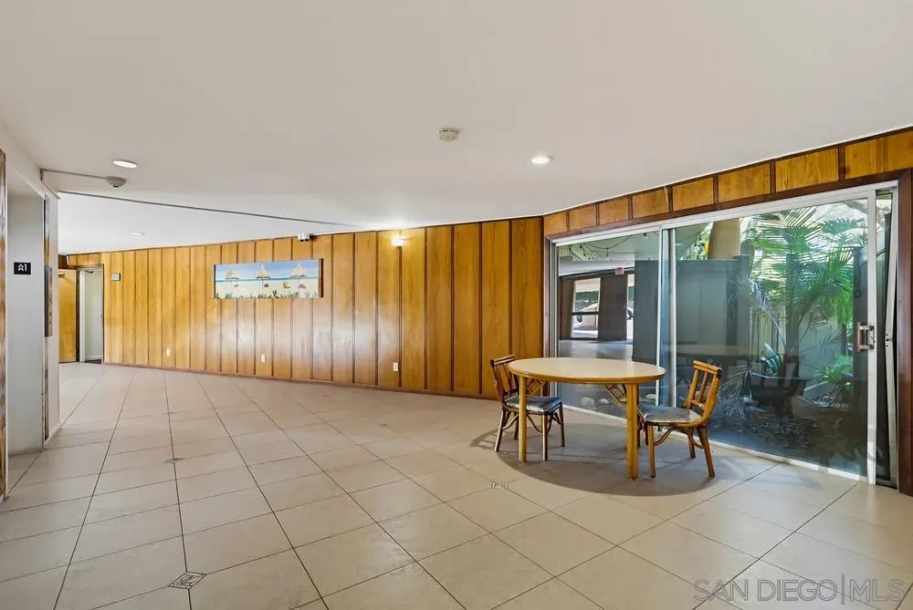 https://cdn.realtyfeed.com/cdn/127/260025330/25f0ca7acf97bf1ddefa7a6d42c7e0d2.webp