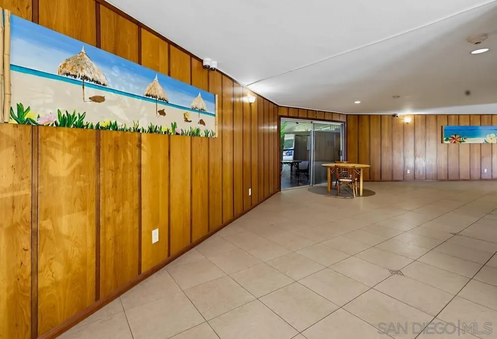 https://cdn.realtyfeed.com/cdn/127/260025330/cc88643c1cd5f92a8eaeeced401fa990.webp