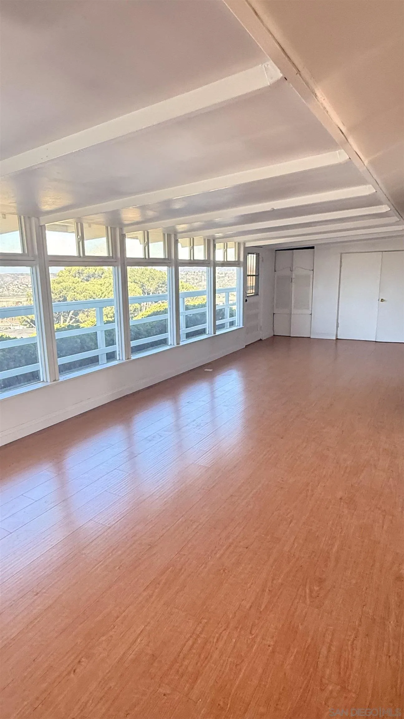 3660 N Vista Campana No., #8, Oceanside, CA 92057