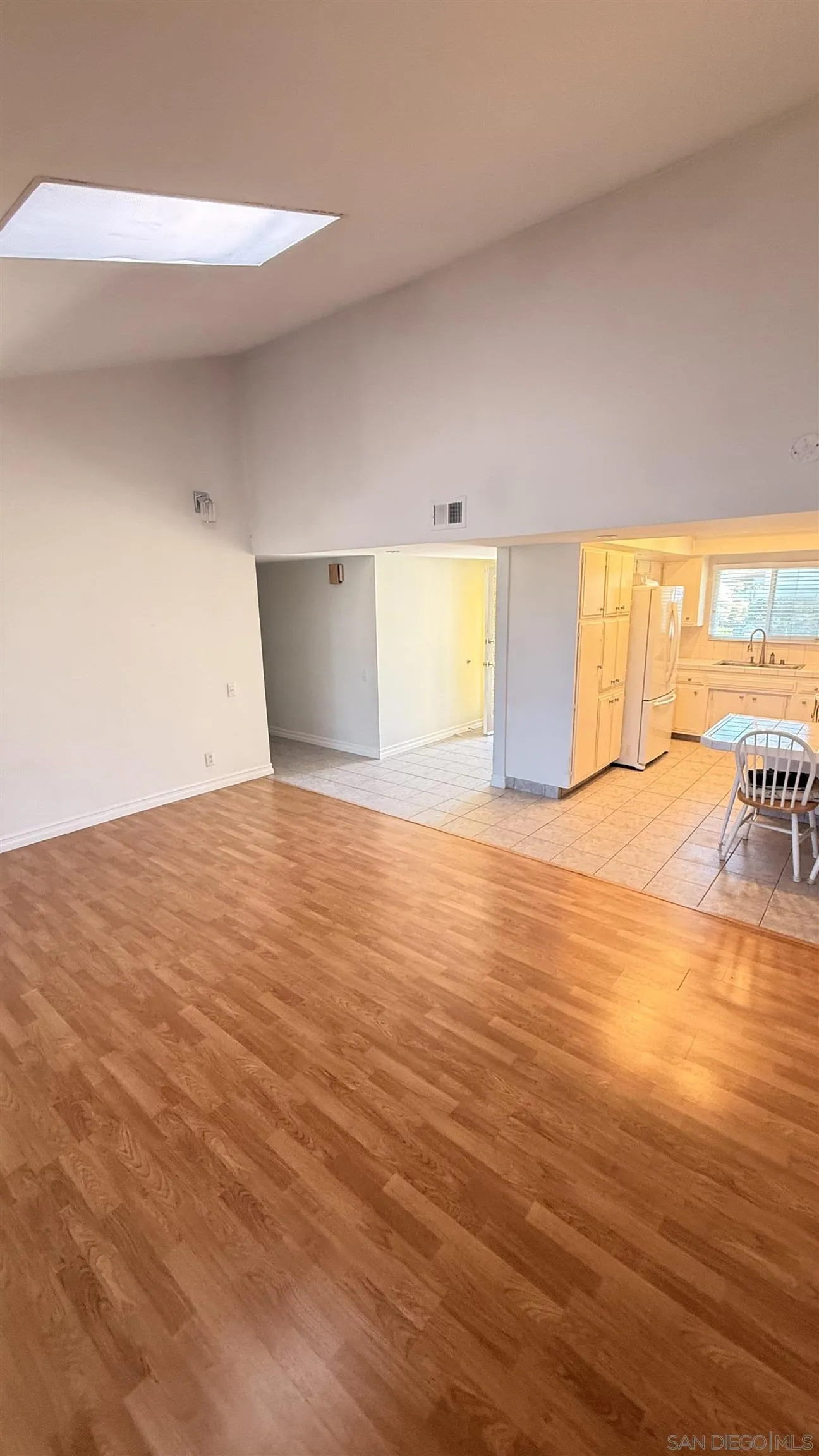 3660 N Vista Campana No., #8, Oceanside, CA 92057