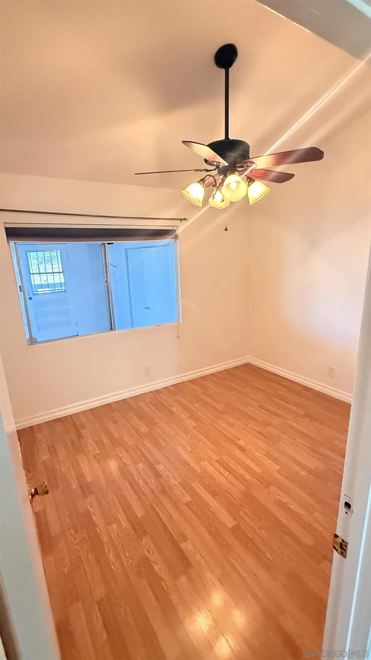 3660 N Vista Campana No., #8, Oceanside, CA 92057
