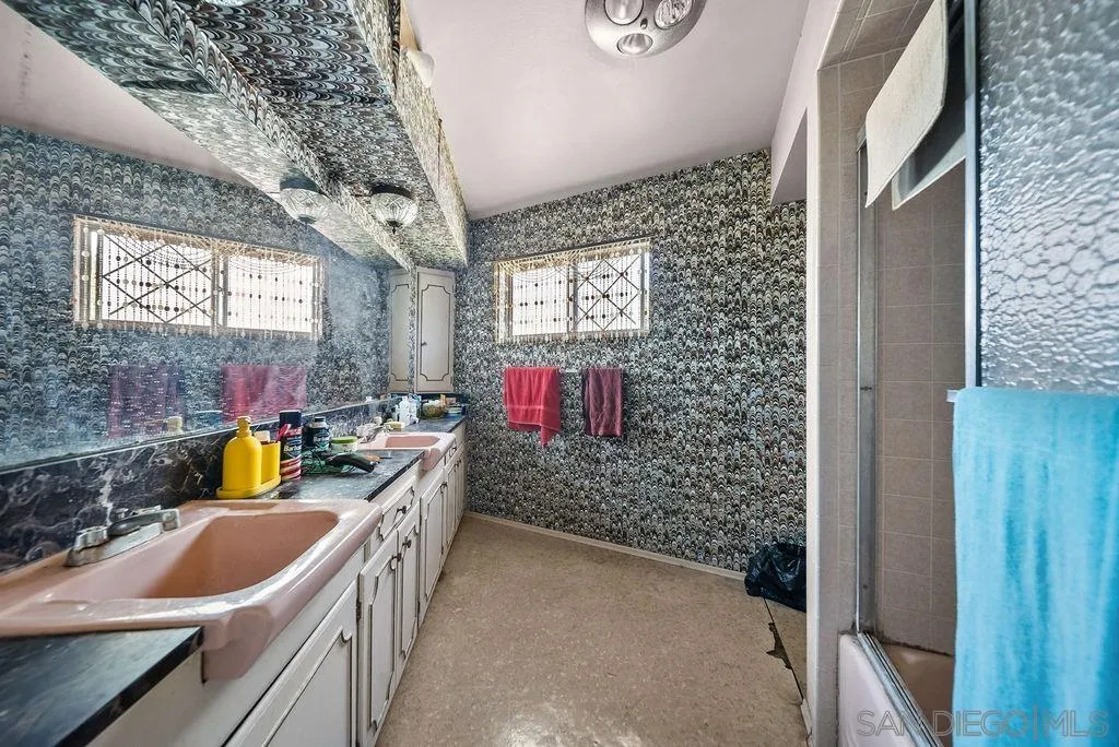 https://cdn.realtyfeed.com/cdn/127/260025333/2ce630a5cda433eaa65b55e106d46441.webp