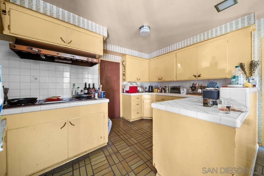 https://cdn.realtyfeed.com/cdn/127/260025333/4da9af4faffa59abf387076070a67d77.webp