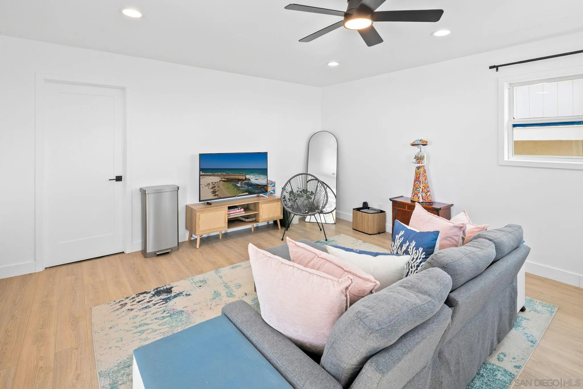 https://cdn.realtyfeed.com/cdn/127/260025337/1393d762c72b22a285e89caacd50b35c.webp