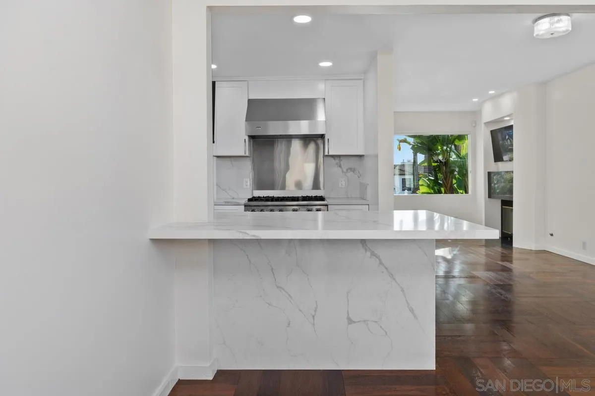 https://cdn.realtyfeed.com/cdn/127/260025338/3bc48d0d13d86ce59bdeeddbc47fac5f.webp