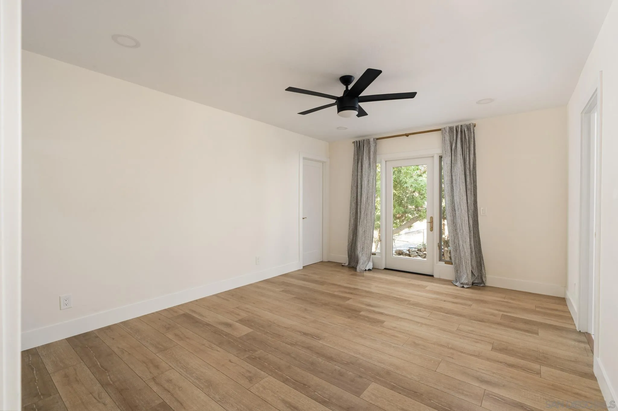 13953 Sagewood Dr, Poway, CA 92064 13953 Sagewood Dr, Poway, CA 92064