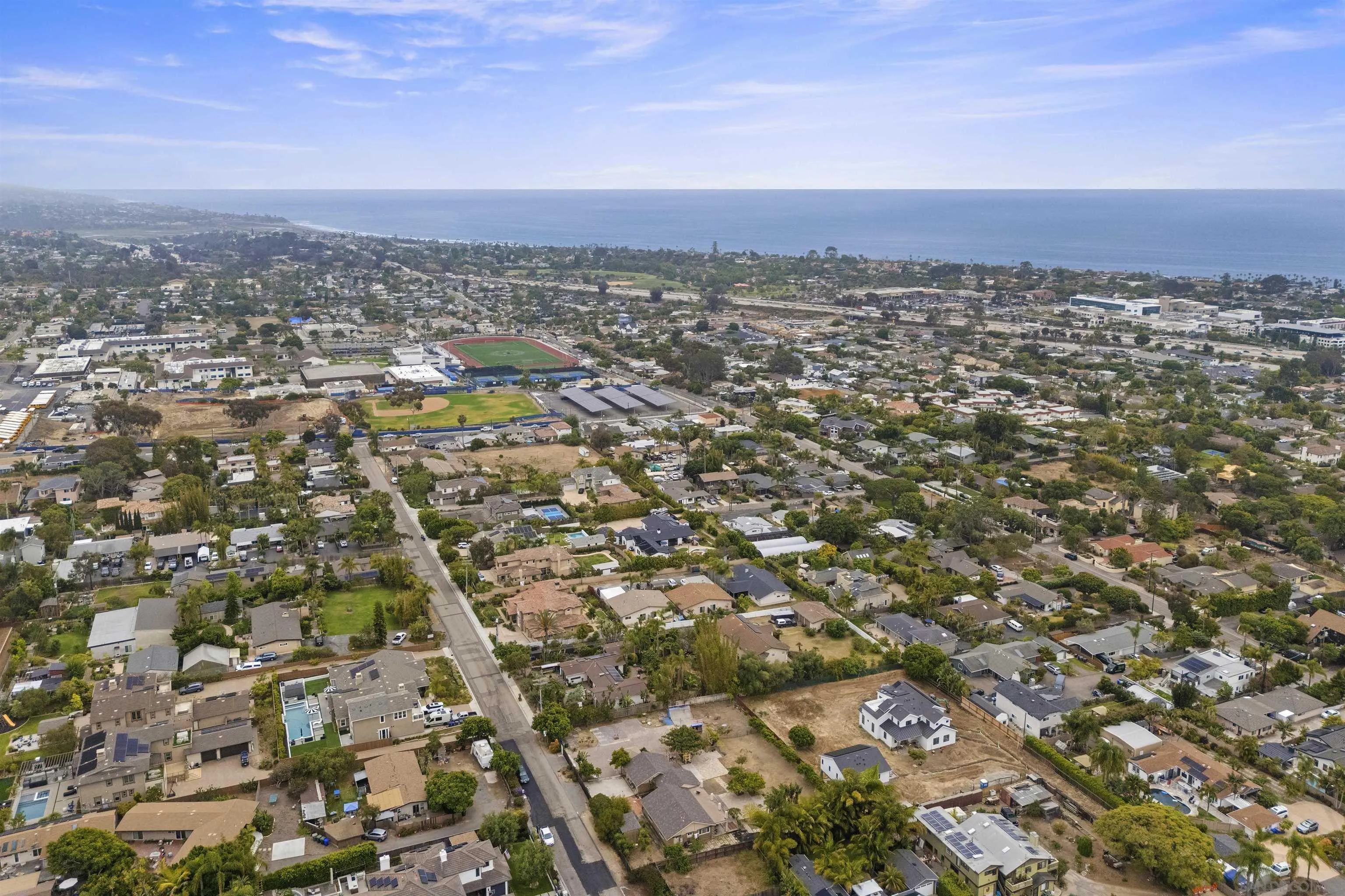 https://cdn.realtyfeed.com/cdn/127/260025341/a964144674fe6bfda8f09902da9b0ff2.webp
